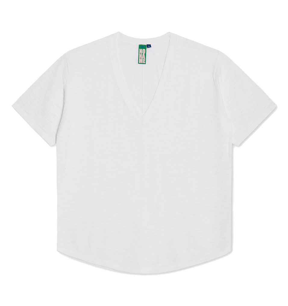 v-neck tee