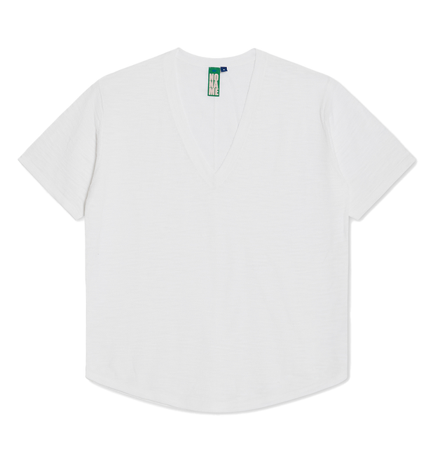 v-neck tee